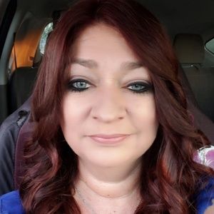 Meet your Posher, Alisa